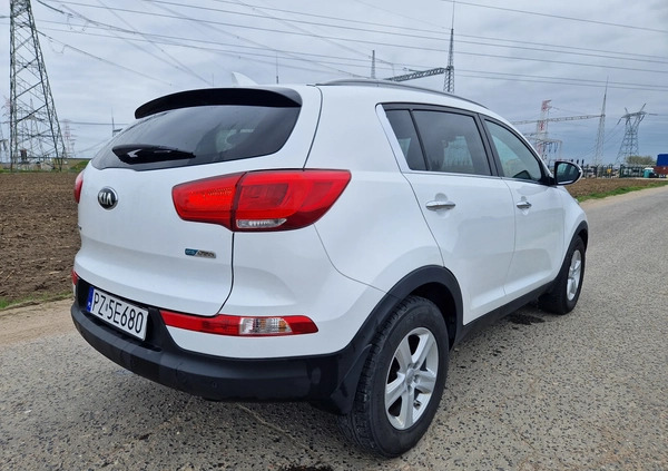 Kia Sportage cena 51900 przebieg: 156500, rok produkcji 2015 z Poznań małe 106